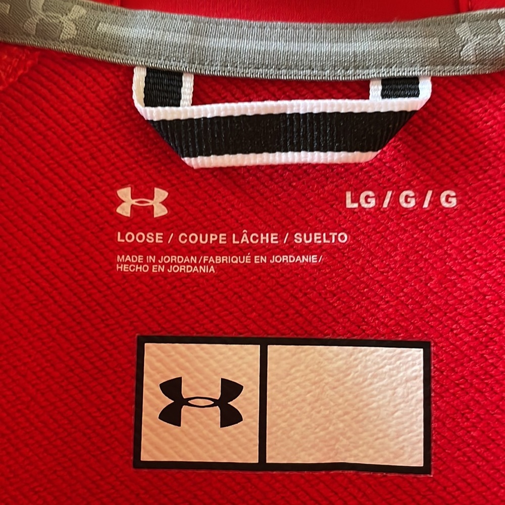 Under Armour Mens baseball zip pull over with hood.  Size Large Loose fit - Picture 2 of 3
